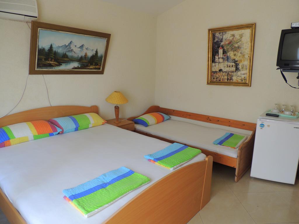 Rooms Villa Desa ブドヴァ 部屋 写真