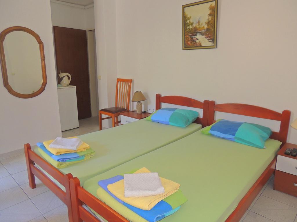 Rooms Villa Desa ブドヴァ エクステリア 写真