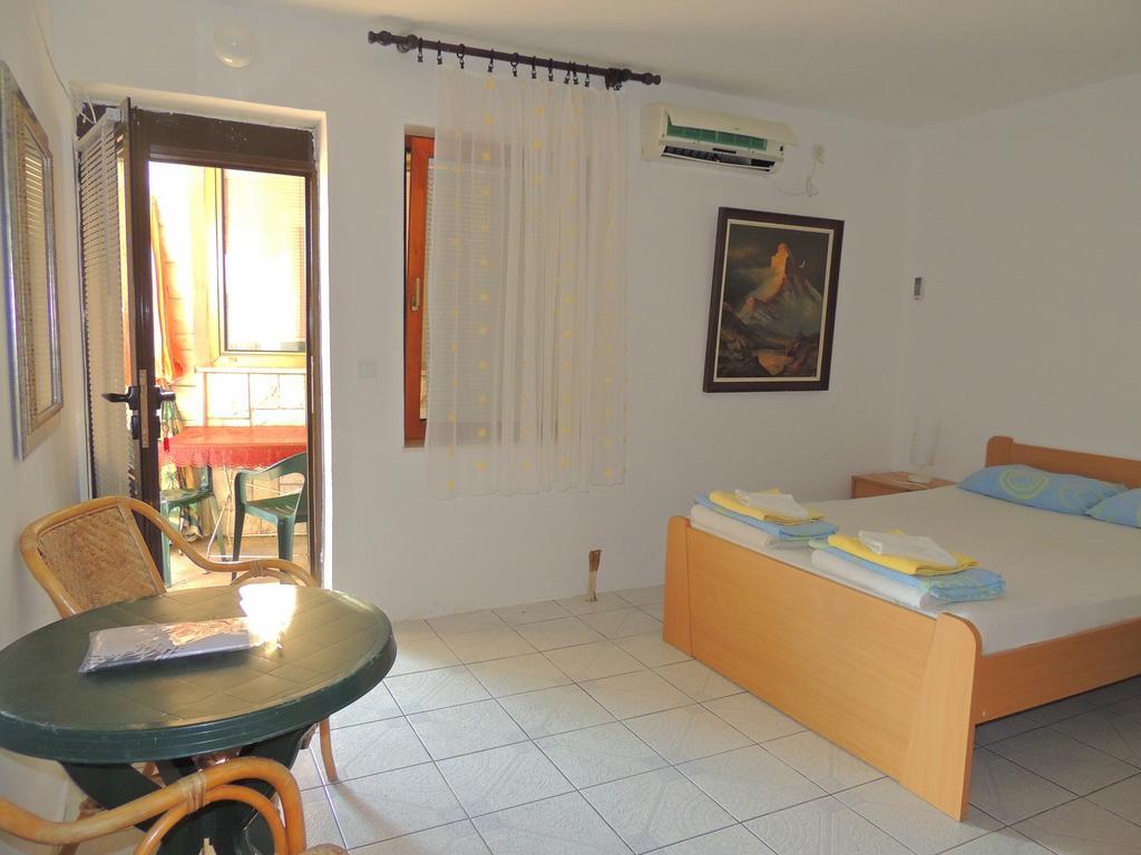 Rooms Villa Desa ブドヴァ エクステリア 写真